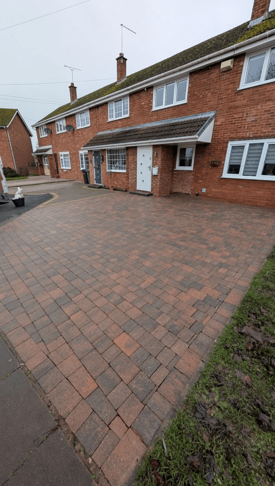 Garden maintenance and landscaping work